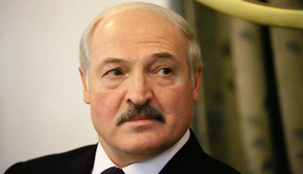 Почему Лукашенко устроил демарш