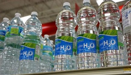 ​Ученые раскрыли смертельную опасность минеральной воды. Какую воду нельзя пить?