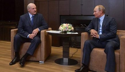 &laquo;Он&nbsp;испугался&raquo;: почему Лукашенко не&nbsp;пошел с&nbsp;Путиным на&nbsp;самбо