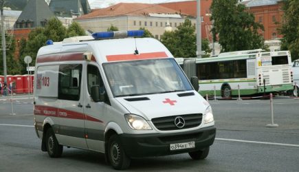 Известную певицу зверски избили из-за долгов