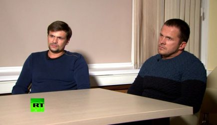 Застенчивые геи: Петрова и Боширова вывели на чистую воду