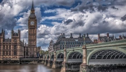 Ложь и провокация: Лондон закатил истерику из-за «отравителей» Скрипалей