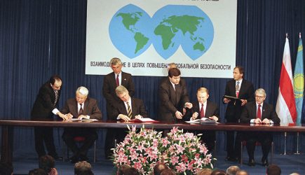 Договор о дружбе Украины с Россией: почему его сейчас нельзя отменить (Апостроф, Украина)