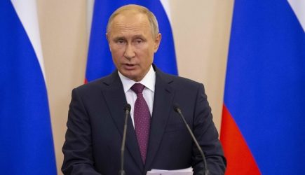 Путин заявил о необходимости разработать новые виды вооружений