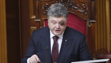 Впал в агонию: избитому Порошенко осталось недолго