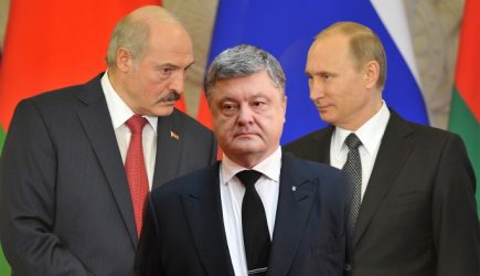 Лукашенко ждет Порошенко после трудного разговора с Путиным