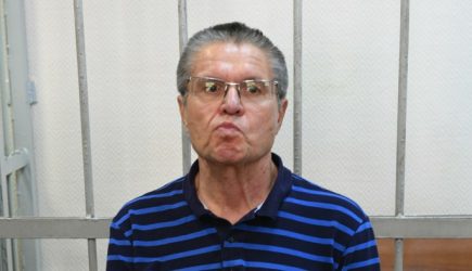 Улюкаев написал слезное письмо из колонии