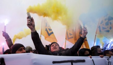 Украинцы восстали из-за введения военного положения