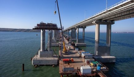Видно из космоса: объявлено о проседании опор Крымского моста