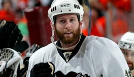 Хоккеист из&nbsp;США&nbsp;назвал россиянок &laquo;чернобыльскими уродами&raquo;