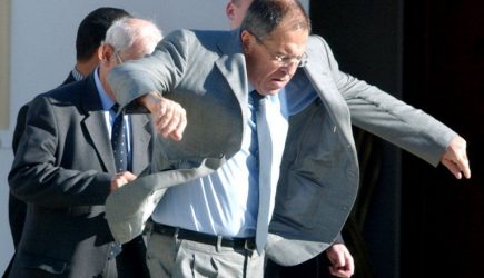Лаврова попросили подвинуться