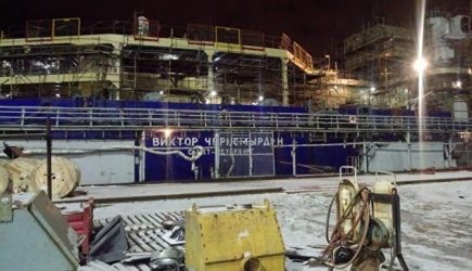 Названа возможная причина пожара на&nbsp;ледоколе &laquo;Виктор Черномырдин&raquo;