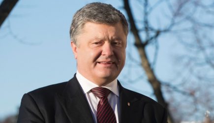 Запад поставил на место самоуверенного Порошенко