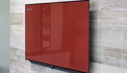 LG показала скручивающийся 4К телевизор LG OLED TV R