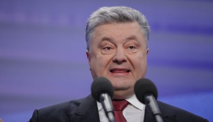 Украина в зоне риска: 7 ударов для беспечного Порошенко