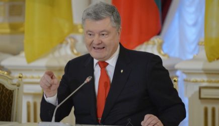 Пьяный Порошенко поиздевался над нищими украинцами