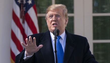 «Я верю Путину»: Трамп унизил собственную разведку