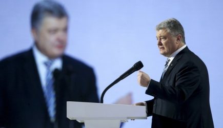 «Хоть по 10 раз в день»: в Совфеде ответили на слова Порошенко о свободе мореплавания в Азове