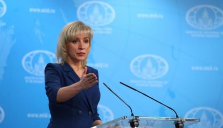 «Осатанел, в здравом уме так даже врать не получится»: Захарова про новые обвинения Порошенко в адрес России