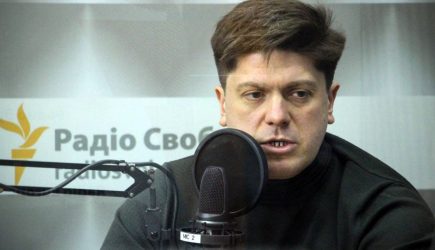 «Продал совесть, историю и предков »: соратника Порошенко в Раде обвинили в признании Крыма российским