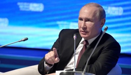 Помолодевший Путин вызвал переполох на Украине