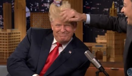 &laquo;Трамп нормального человека&raquo;: фото лысого президента США без загара появилось в Сети