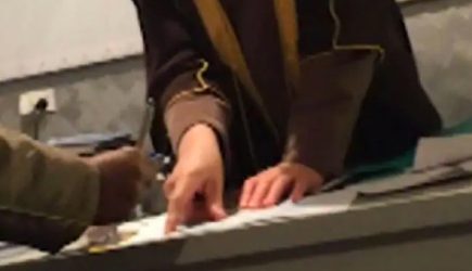 Сотни маленьких девочек насильно выдали замуж в Австралии