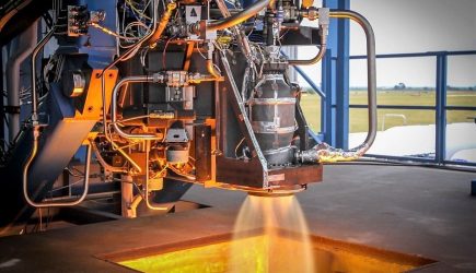 Зоопарк Илона Маска: новый двигатель SpaceX не в силах бросить вызов интересам России