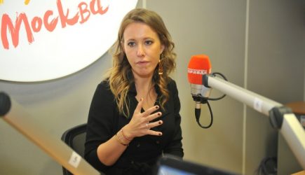 Волочащейся за Богомоловым Собчак грозит серьезная болезнь