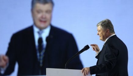 Порошенко объяснил нежелание американцев встречаться с русскими в Мюнхене