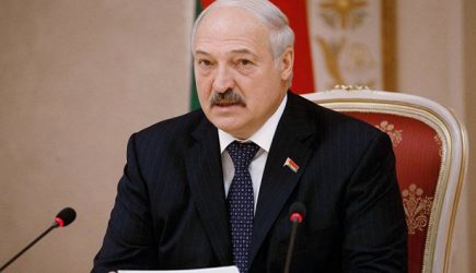 Лукашенко рассказал, кто выиграет выборы на Украине