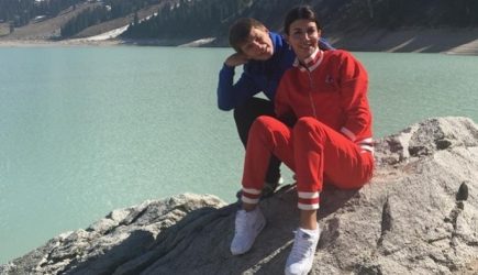 Меркантильный Аршавин отобрал у жены элитную иномарку