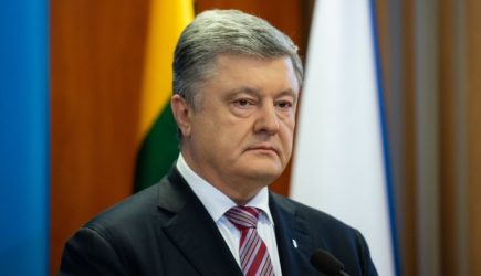 Завравшийся Порошенко удивил странным заявлением