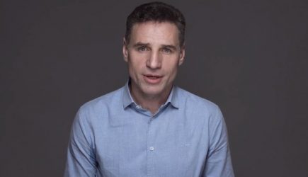 «Растерзанный проститутками» Абдулов оказался виновником жуткого дебоша