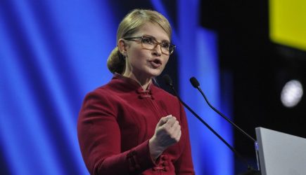 &#171;Вся в коричневом&#187;: Порошенко подставил Тимошенко под вентилятор