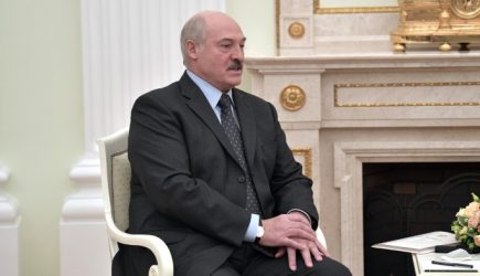 Между Западом и Россией: интриган Лукашенко ведет двойную игру