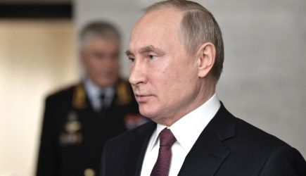 Путин рассказал о наводнивших Россию шпионах и террористах