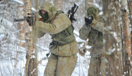 Россия стягивает войска к границе с Украиной