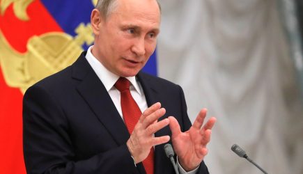 Путин решил судьбу стариков: подписал новый закон