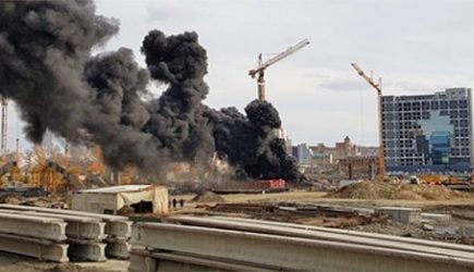 В Челябинске загорелся строящийся к саммитам ШОС и БРИКС конгресс-холл