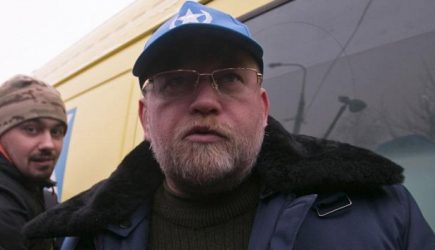 Подозреваемый в подготовке убийства Порошенко уехал