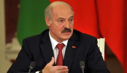 Перепуганный Лукашенко нелепо оправдался за пьяницу Порошенко