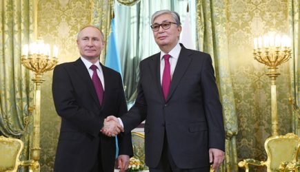 Новый президент Казахстана назвал Путину свою задачу