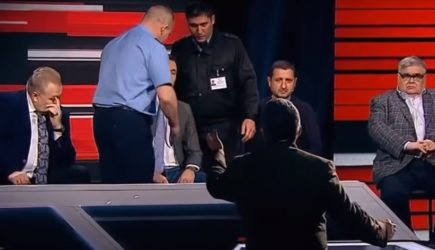 Соловьев выгнал из студии польского политолога за провокации о евреях и СССР