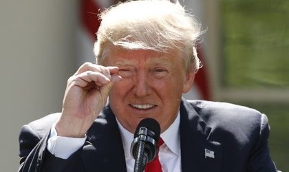 Дочь главного американского исследователя СССР припомнила Трампу объятия