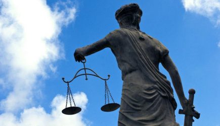 Киев «выдал ордер на арест» министра обороны Сергея Шойгу