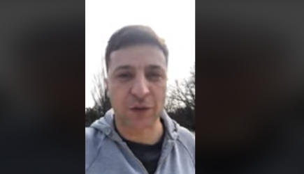 Зеленский настаивает на дебатах с Порошенко 19 апреля