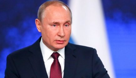 Путин пообещал преференции бизнесменам, инвестирующим в Арктику