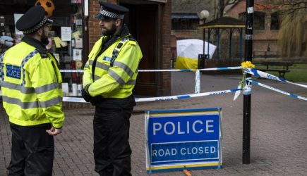 Отравителей Скрипалей сдадут на допрос британцам