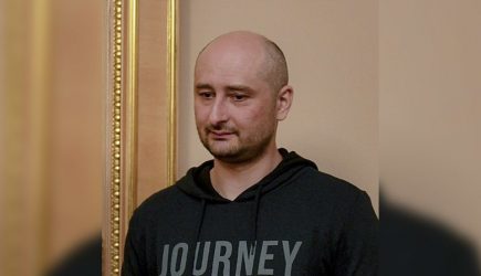Бабченко пожаловался на нехватку денег
